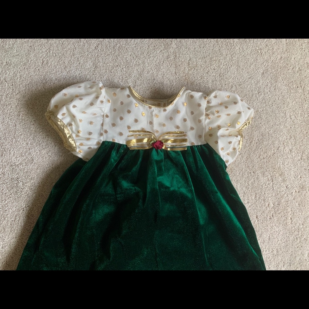 5/20🔴 Green Velvet NWOT Dress Sz 24 M  Girl With White &  Golden Dots with Bow - Picture 3 of 5